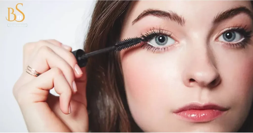 How to remove waterproof mascara from your lashes